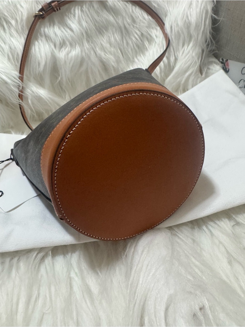Celine Mini Bucket Bag - Picture 3 of 6